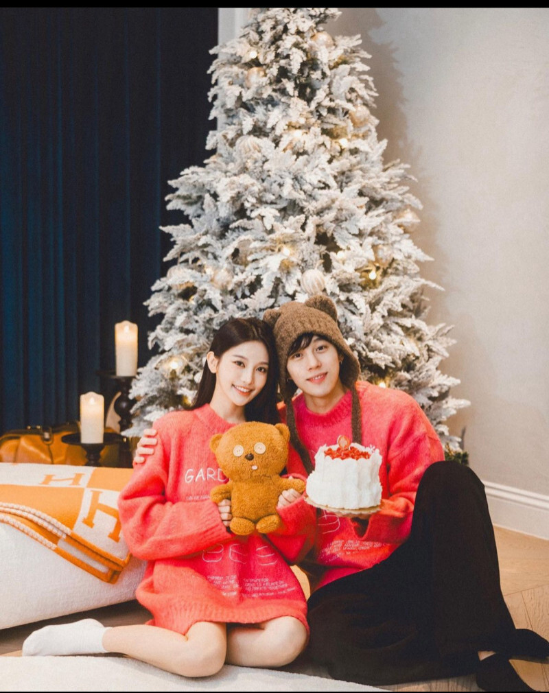 蔡瑞雪（左）過往和孫麥傑高調放閃。（資料照，翻攝自IG）