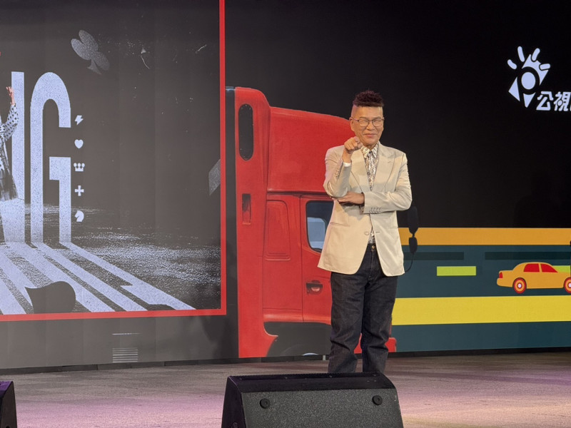 沈玉琳露面，氣色極佳不過聲音有些沙啞。（記者林欣穎攝）