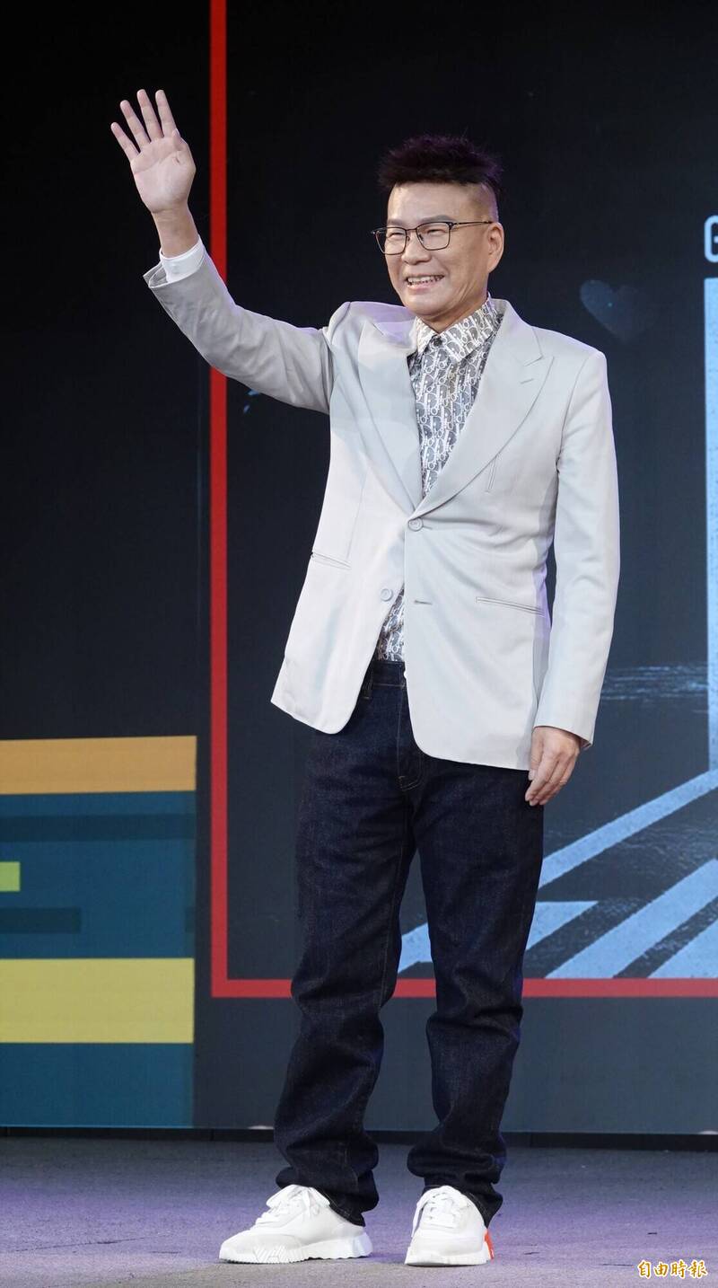 《黑白威廉Fighting》開播記者會，沈玉琳氣色絕佳回來了。（記者潘少棠攝）