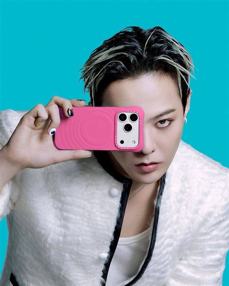 即使沒有多餘言語，也能透過色彩讓人感受到GD的藝術魅力與潮流態度。（品牌提供）