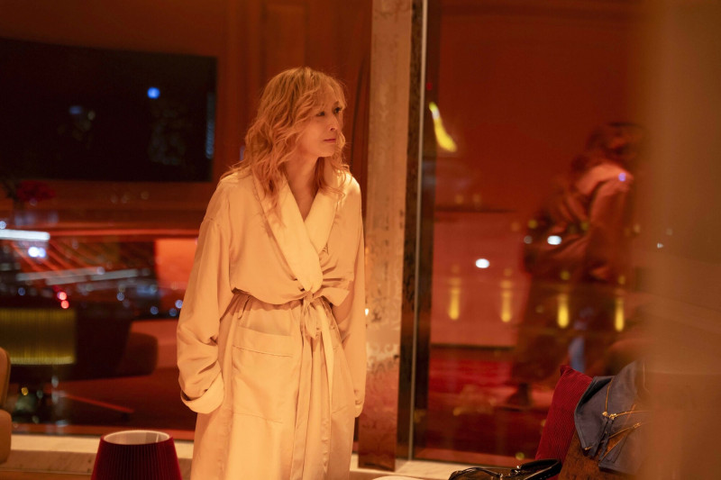 鄭秀文演出《夜王》做很多準備功夫。（華映提供）