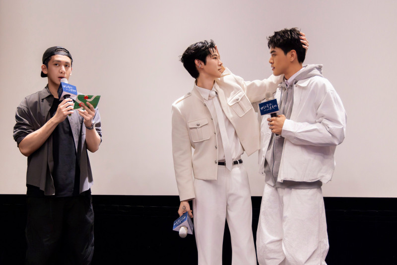 《我說愛你是真的》製作人葛兆恩（左起）驚喜現身，與粉絲一同見證「隨遇而安CP」夏和熙、楊翹碩令人臉紅心跳的番外篇時刻。（結果娛樂提供）