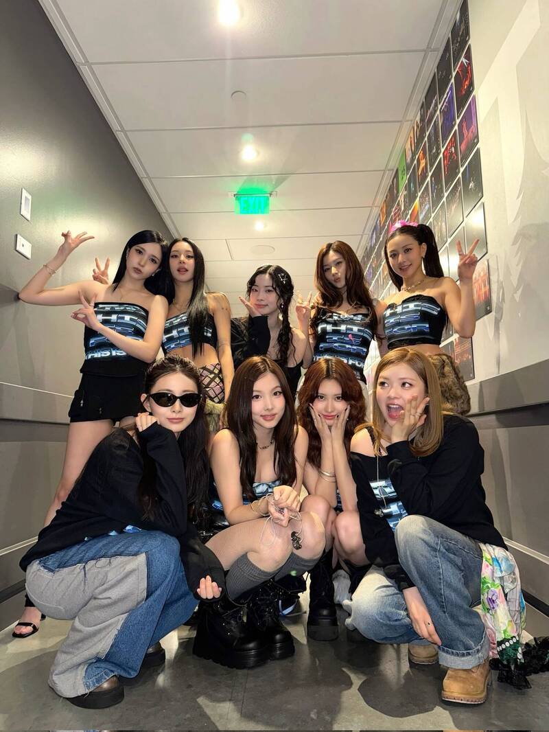 南韓人氣女團TWICE即將於3月20日至22日首度登上台北大巨蛋開唱。（翻攝自X）