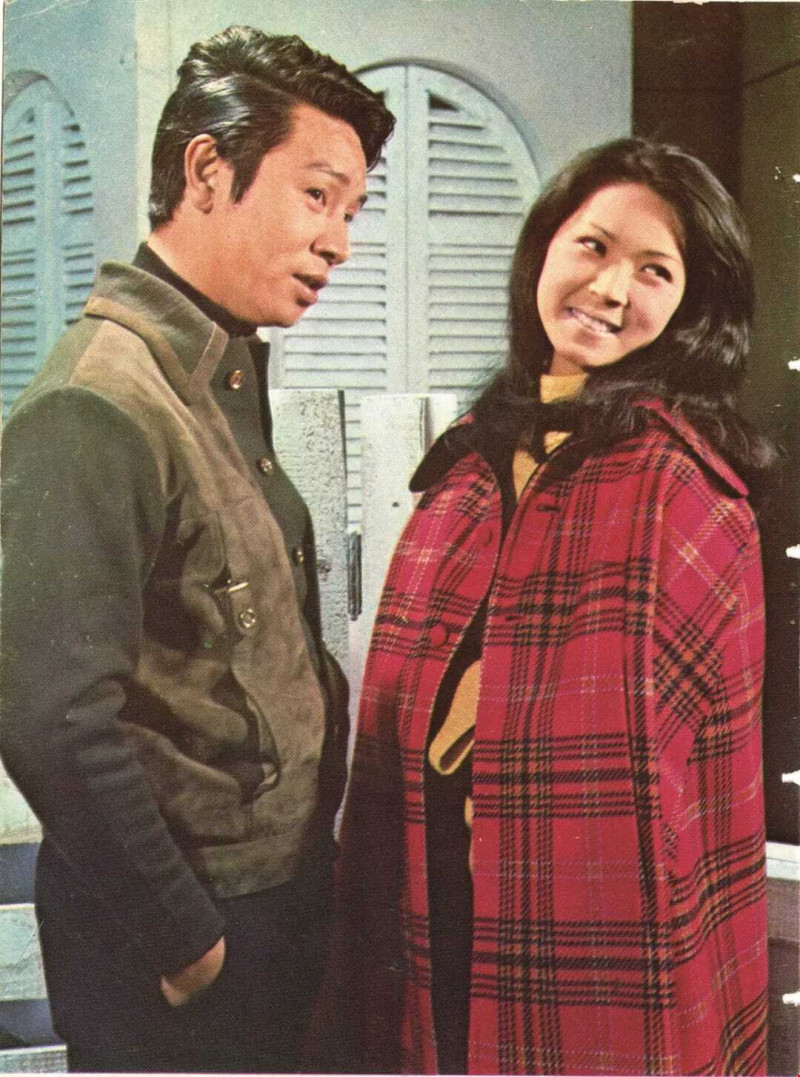 李璇和丁強1972年新婚初期，在台視同台演出的恩愛情形。（經紀人提供）