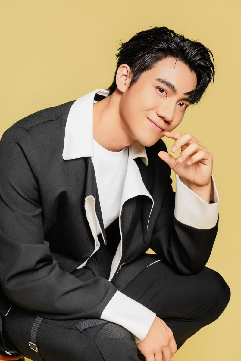 謝大軍推出新歌《三人之間》。（艾迪昇提供）