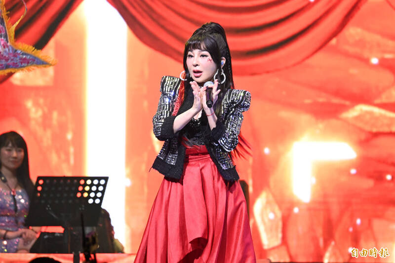 遭虧撞臉三星堆青銅面具 王彩樺揭真相當眾反擊胡瓜