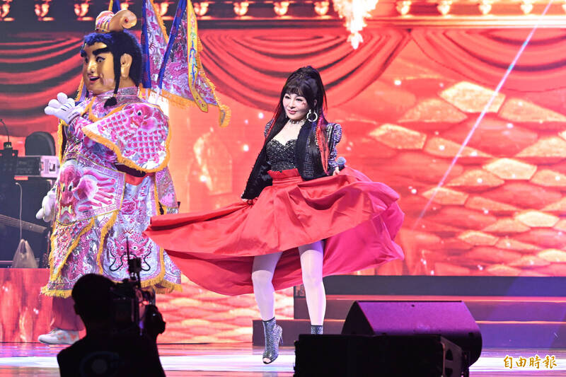 王彩樺首次登上「鑽石」舞台。（記者胡舜翔攝）