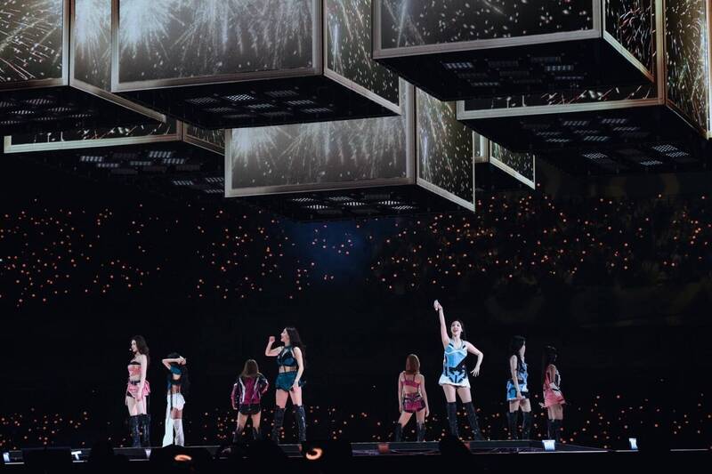 韓國女團TWICE今天在台北大巨蛋進行第3天最終場演唱會。（Live Nation Taiwan提供）
