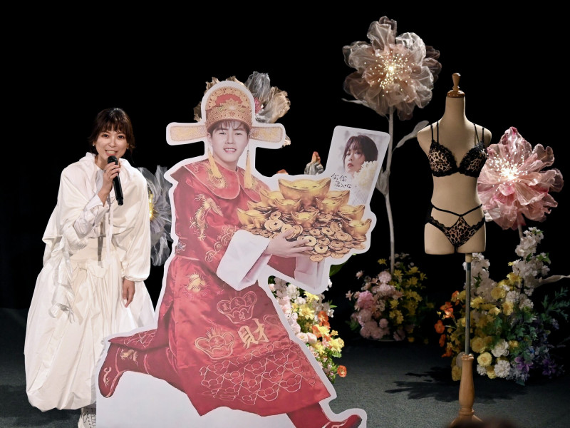 陳孟賢出手了！幫翁鈺鈞親挑「這款」內衣真實心聲曝光