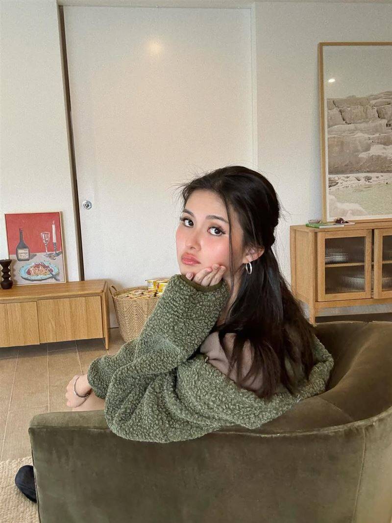 陳沂認為孫芸芸女兒廖思惟，未婚生富二代之子很爭氣。（翻攝自IG）