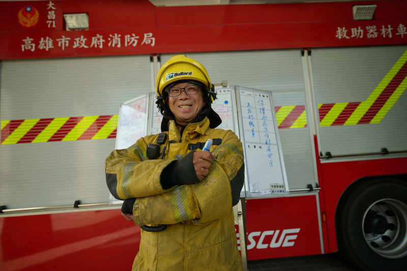 2014年高雄氣爆事故火場前線救援人員余泰運，重傷後重返前線，用生命守護市民，也重建自己的人生。（美力台灣3D協會提供）