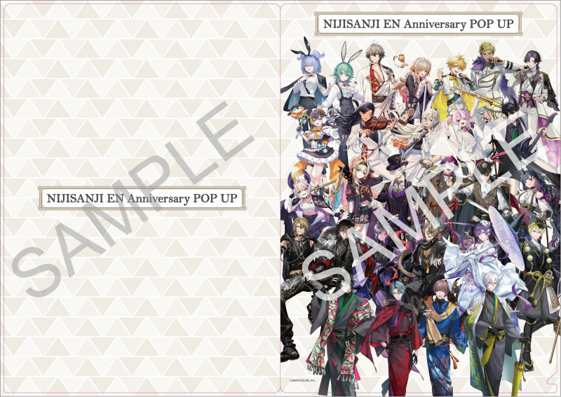 活動期間凡於NIJISANJI EN Anniversary POP UP商店購買相關商品，單筆消費滿800元即可獲贈全體成員L型透明資料夾。（ANYCOLOR提供）