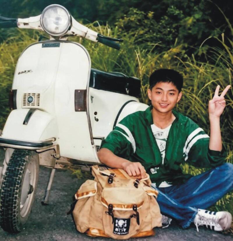 40年前流行偉士牌摩托車  李國超18歲就有一台