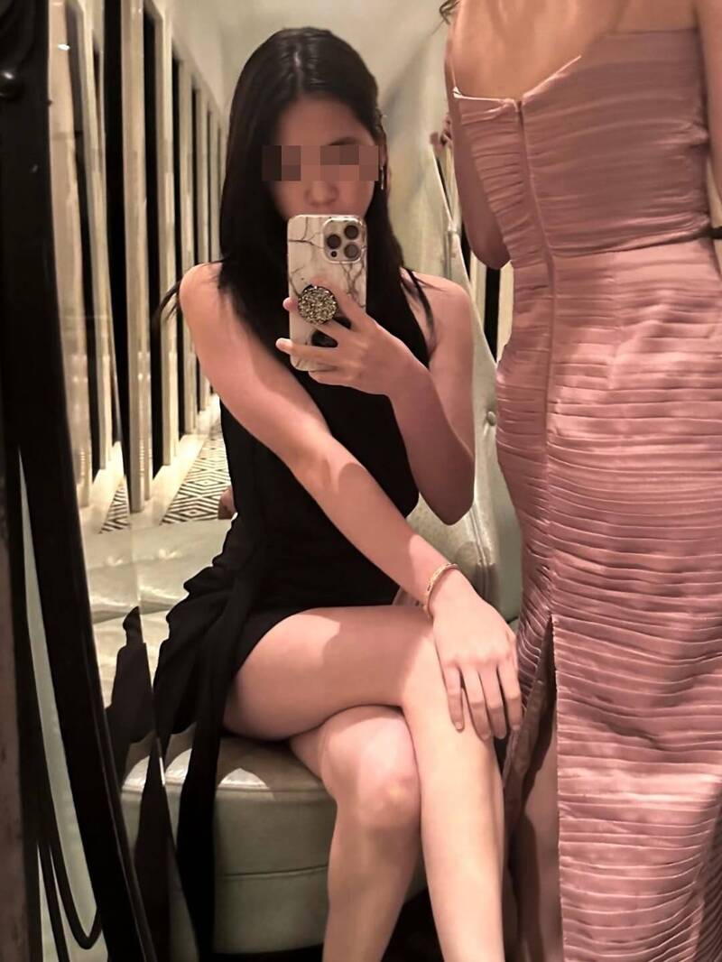 李晶晶曬出Elizabeth露出長腿的照片。（翻攝自IG）