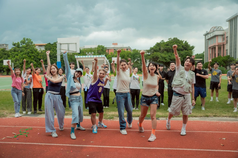 沈玉琳因病告假！小禎、梁赫群救火主持 突放話「一路喝到底」