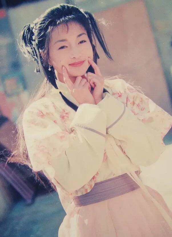 當年在古天樂版《神鵰俠侶》演出，被封為「最美郭襄」的女星李綺虹。（翻攝自IG）