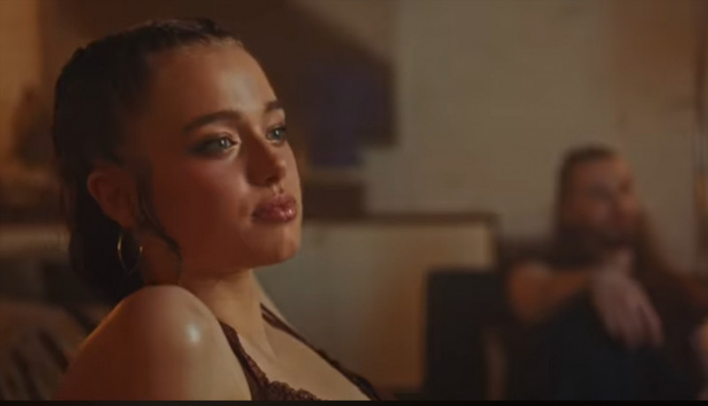 最強星二代！布裘19歲女兒殺進K-POP 神複製媽媽網看傻