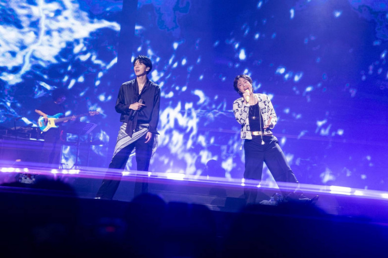 李昇基、李洪基深情演唱，打動台下歌迷。（SYL TW提供）