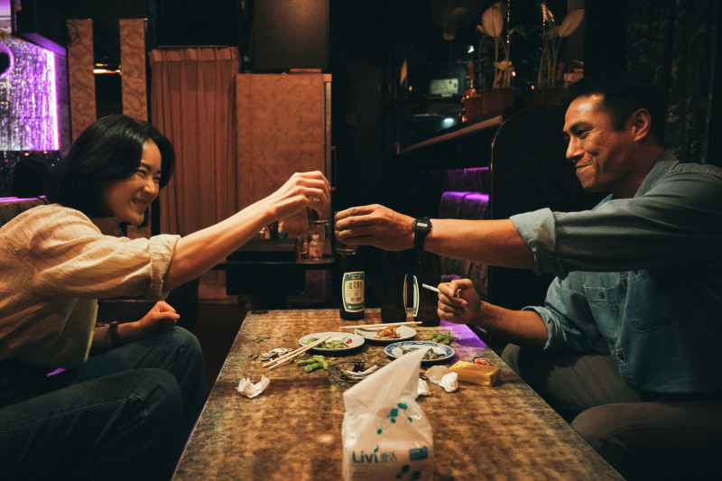 《都市開基祖》鍾瑶（左）和莊凱勛有許多精彩對手戲。（Hami Video提供）