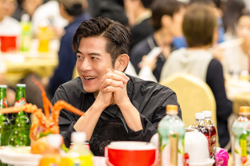 郭富城殺青酒吃「台灣辦桌」 兒子王柏傑緊張3個月：那是天王欸