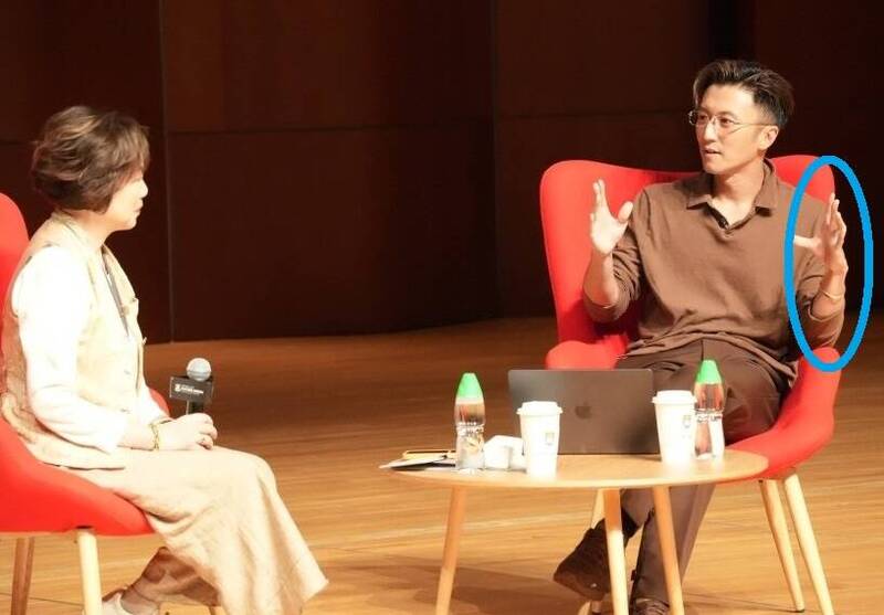 謝霆鋒謎樣金手鐲不離身   26年前邂逅王菲定情物