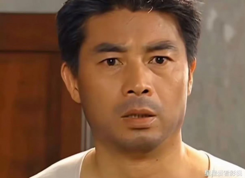 掃墓驚見「李副官」墓碑！《情深深雨濛濛》資深男星已病逝15年