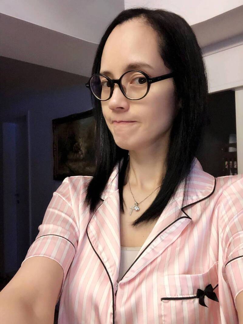 鄭艷麗曾罹患厭食症，一度住進加護病房。（翻攝自IG）