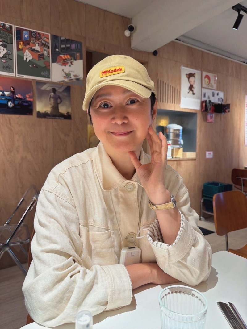 驚傳開顱昏迷！王月生日露面報平安 自嘲：差點要大家參加告別式