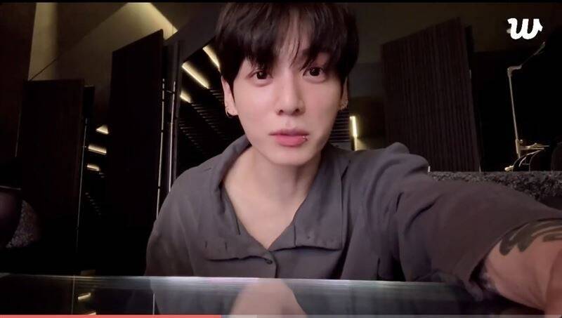 柾國對自己先前直播內容可能引起粉絲不快道歉。（翻攝自Weverse）