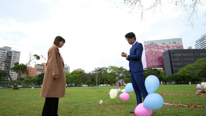 富二代男求婚遭拒憤而「丟戒指」 蘇晏霈淚崩曝分開真相：家人被勒索了