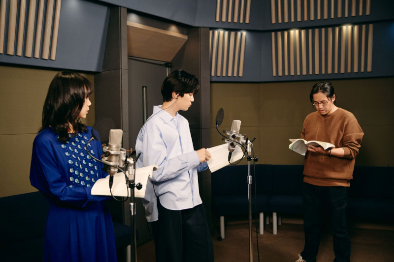 《花綠青綻放之時》由古川琴音（左）、萩原利久與導演四宮義俊。（華映娛樂提供）