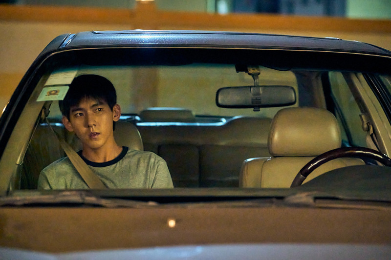 （專訪）30歲男星父母雙亡 來台打拚10年陷困境…哽咽：羨慕背景好的人