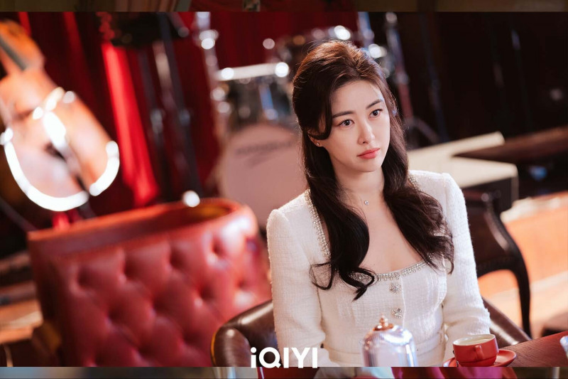 「性感女神」結婚6年慘遇渣夫出軌 淨身出戶「豪門變清潔工」