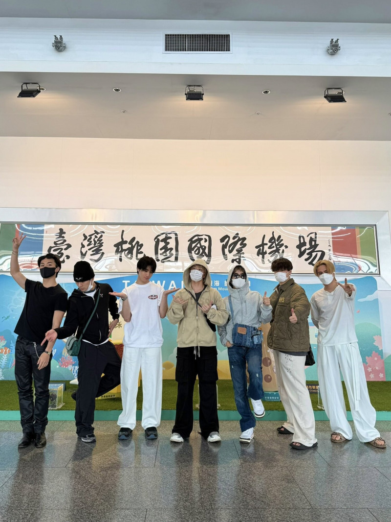 BALLISTIK BOYZ今天一大早才抵達桃園機場。（翻攝自X）
