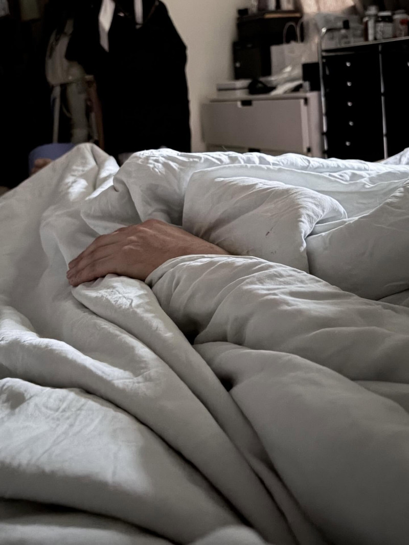 林倪安曬出與朱宇謀同床照。（翻攝自threads）