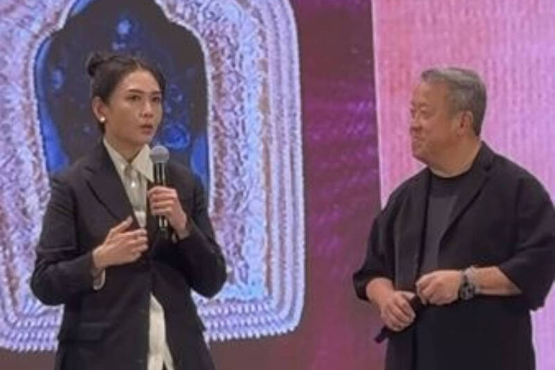 性感女神回來了 邱淑貞罕見露面「凍齡狀態」震撼全網