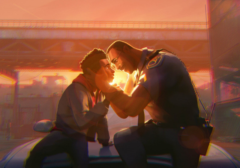 《蜘蛛人：超越新宇宙》再曝動人視覺！邁爾斯合體父親留懸念