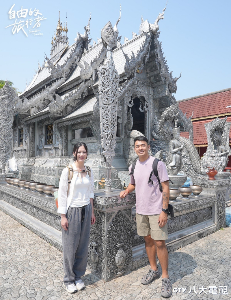融融搭檔長居曼谷的黃可欣。（八大電視提供）