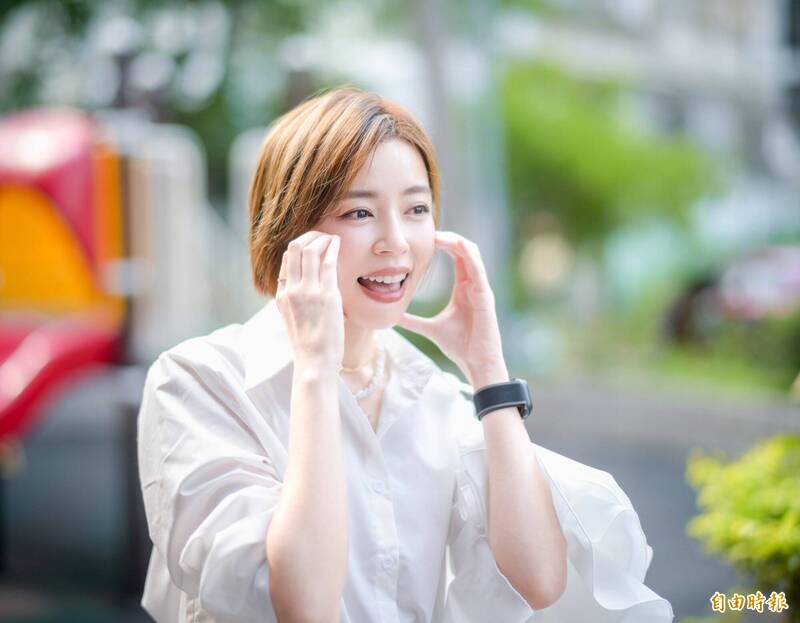 王瞳為了愛犬特地在林口租房子，方便拍戲空檔隨時回去看顧。（記者王文麟攝）