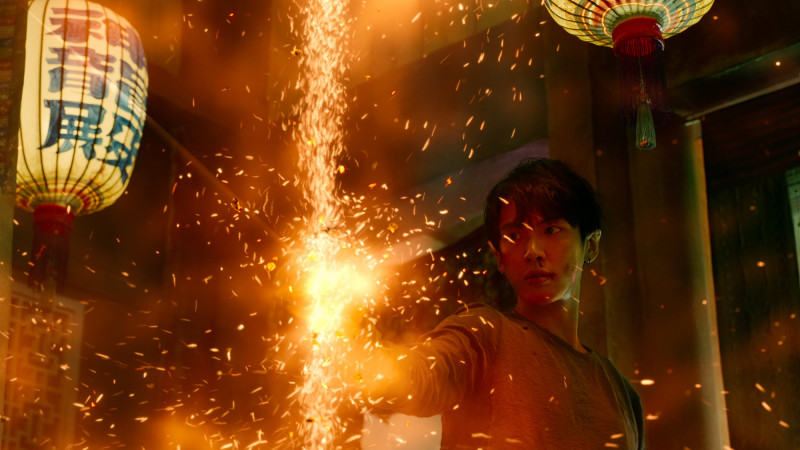 台劇之最！《乩身》超狂3200顆特效 王柏傑「附身柯震東」震撼全場