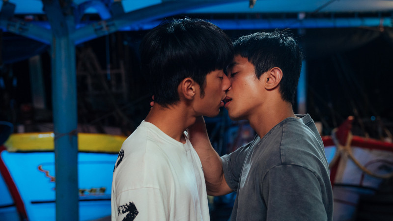 鍾岳軒（左）、初孟軒在《向流星許願的我們》組成的「皓永 CP」人氣狂飆。（有意思國際傳媒、犢影制作提供）