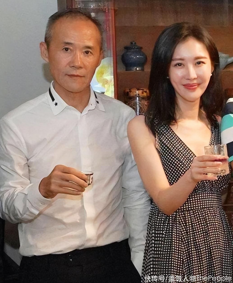 萬科創始人王石驚傳被捕！小30歲《甄嬛傳》女星愛妻發聲了