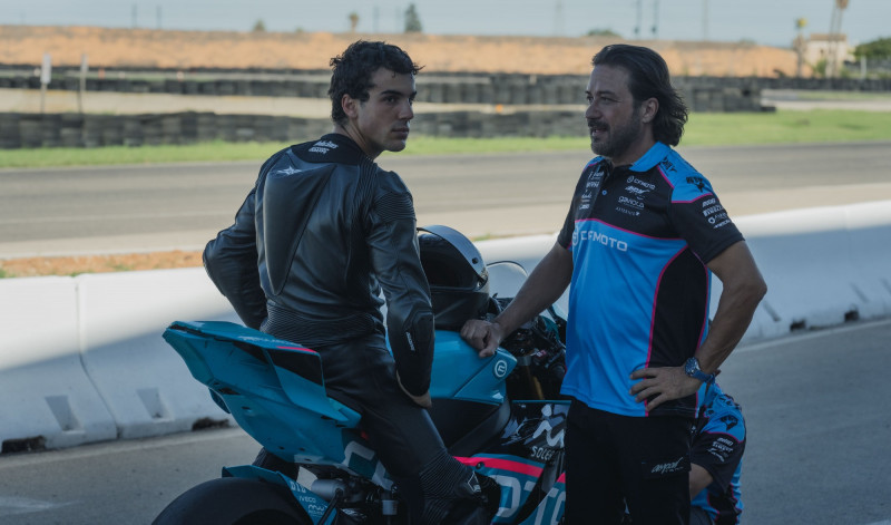 六冠王「火星人」現身！《Moto極速傳奇》頂尖車手極速對決震撼銀幕