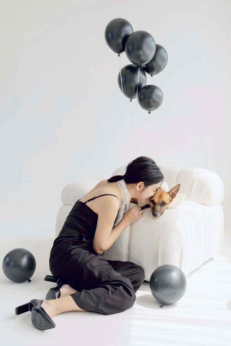 骨灰手鍊掉落驚魂！米可白40歲生日憶亡犬 錢錢「顯靈」暖心回應