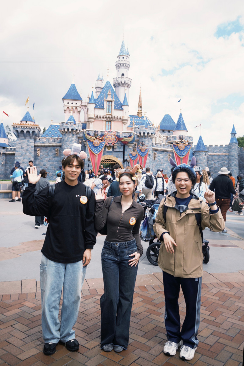 所到之處就下雨！告五人遊加州迪士尼 見庫伊拉竟爆哭