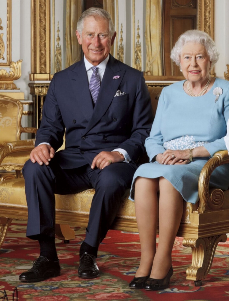 英國女王伊莉莎白二世100歲冥誕 皇室翻出舊照美成這樣