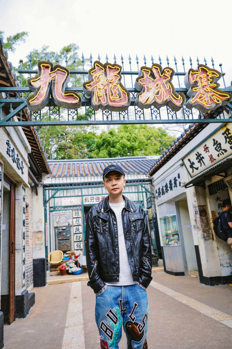 蕭秉治訪《九龍城寨之圍城》場景 驚吐想當牙醫