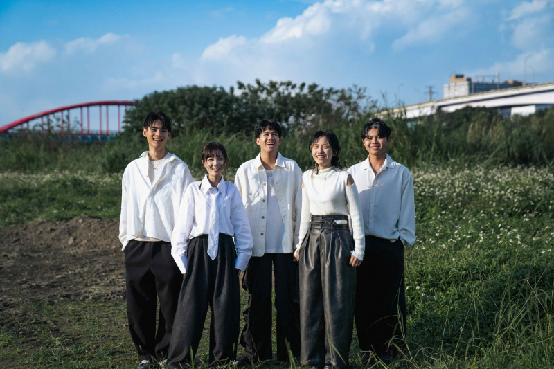 公館青少年意圖使人戀愛！MV讓人臉紅心跳