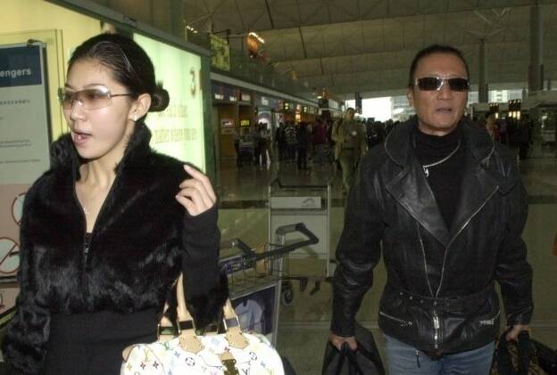 謝賢再被爆爺孫戀秘聞 前女友揭撩女奇招