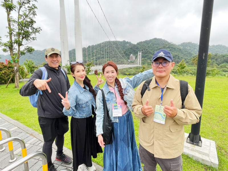 林書煒揪眾探訪生態秘境 想起帶正妹愛女校外教學